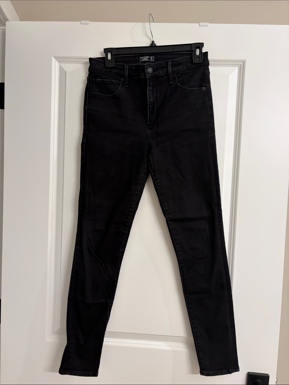 Abercrombie & Fitch Black High-Rise Skinny Jeans